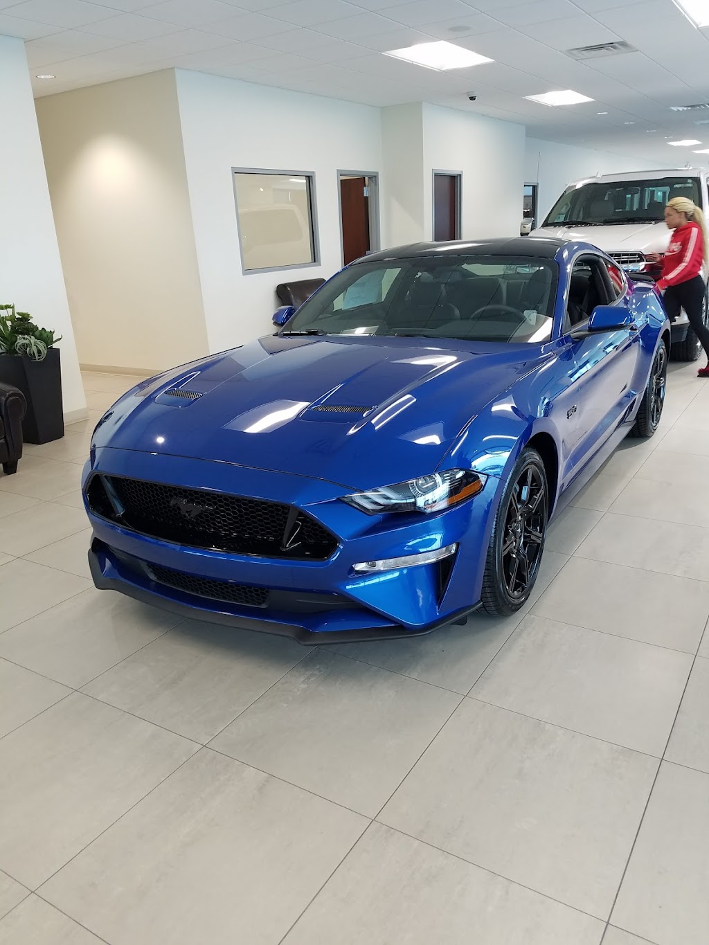 Ford of West Memphis | 2400 N Service Rd, West Memphis, AR 72301, USA | Phone: (870) 735-9800