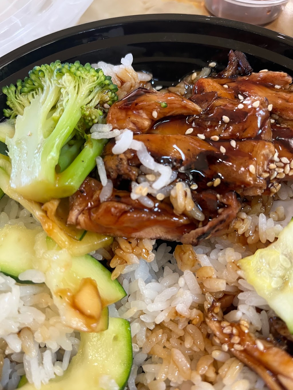 Mako Bowl | 3621 E Foothill Blvd #3121, Pasadena, CA 91107, USA | Phone: (626) 351-3344