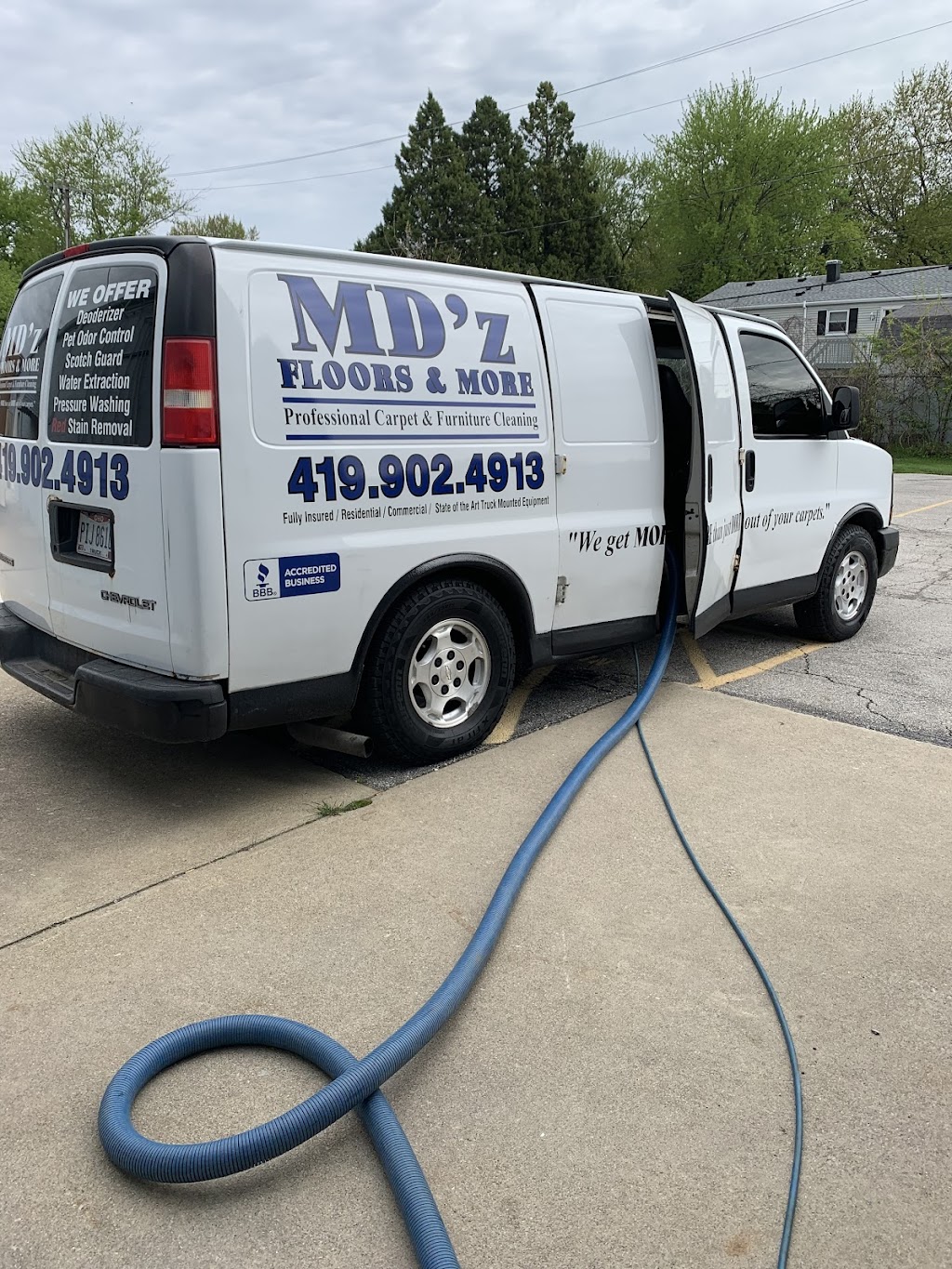 M Dz Floors & More, LLC | Toledo, OH 43605, USA | Phone: (419) 902-4913