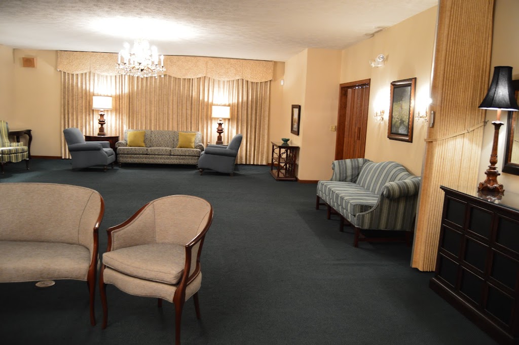 Mills Funeral Home | 405 E Main St, Centerville, IN 47330, USA | Phone: (765) 855-5342