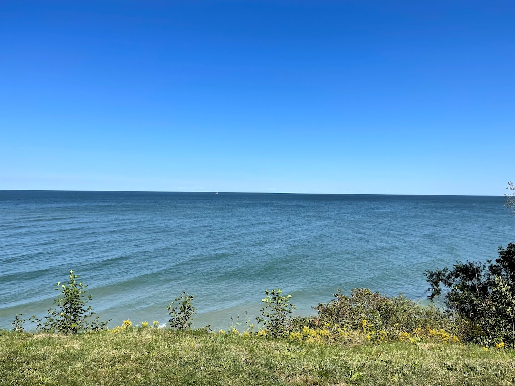 Lake Erie Bluffs (Lake Metroparks) | 3301 Lane Rd, Painesville, OH 44077, USA | Phone: (440) 358-7275