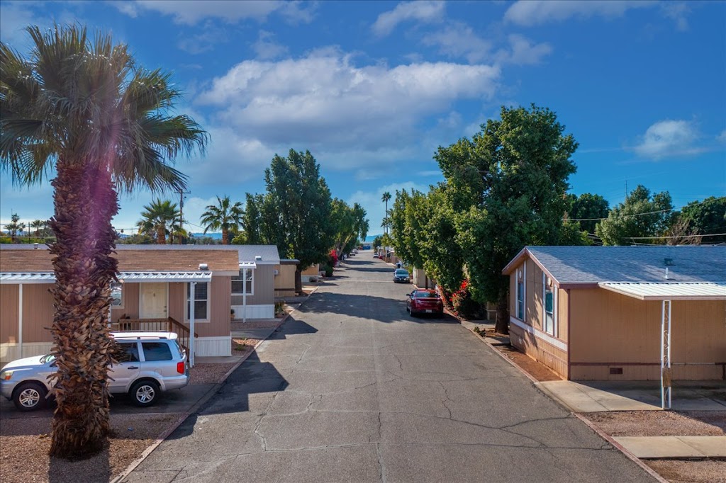 Flamingo Mobile Home & RV Park | 5002 W Bethany Home Rd, Glendale, AZ 85301, USA | Phone: (480) 282-6014