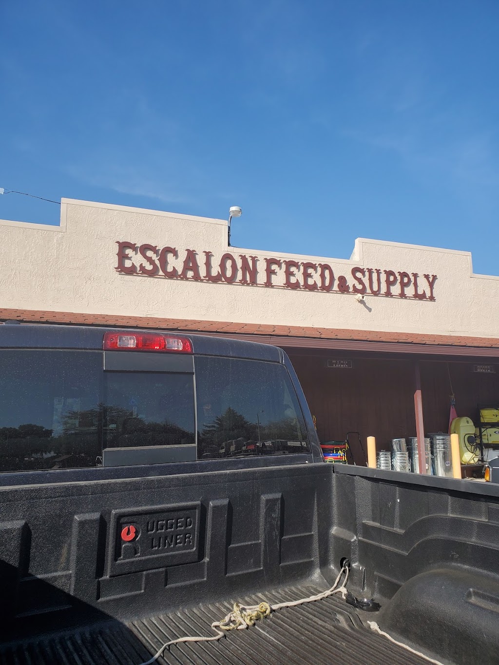 Escalon Feed & Supply | 17407 Escalon-Bellota Rd, Escalon, CA 95320, USA | Phone: (209) 838-3326