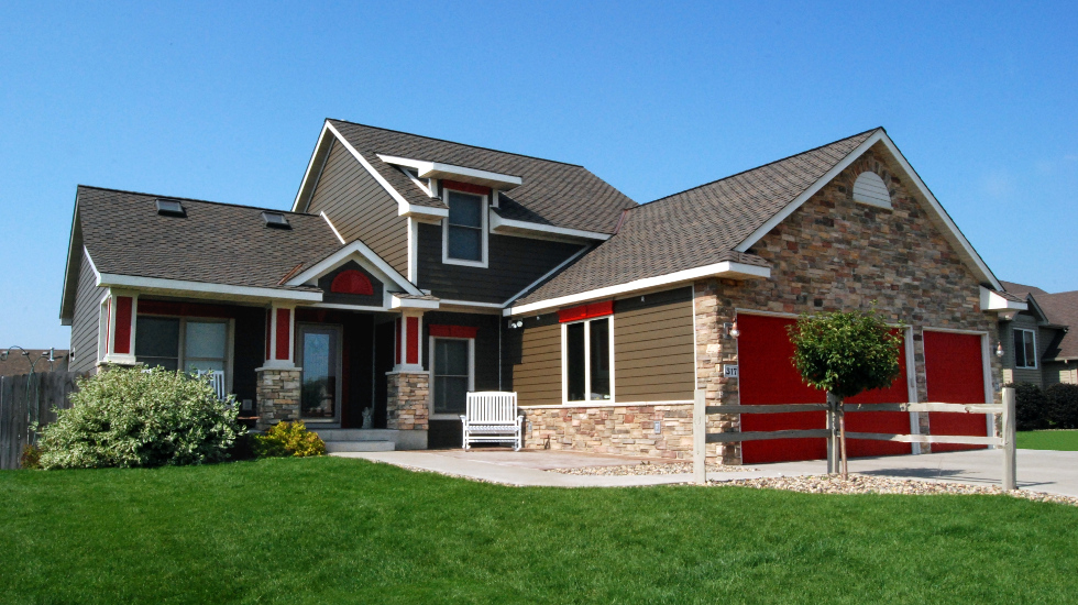 Action Roofing & Siding | 317 Fox Way, New Richmond, WI 54017, USA | Phone: (715) 248-7868