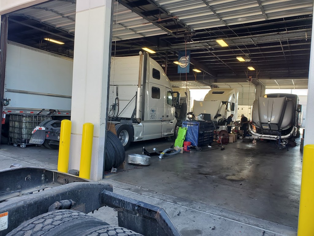 TX TRUCK SERVICE | 2202 Manana Dr Suite 206, Dallas, TX 75220, USA | Phone: (972) 807-2954