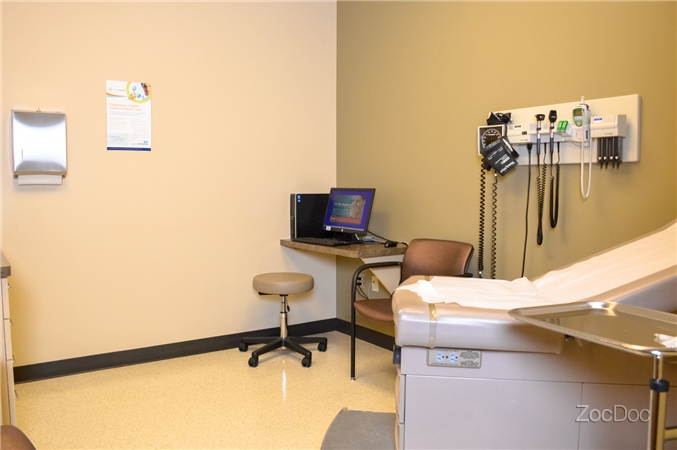 Crystal Lee-Billing, MD | 97 Monroe St, Detroit, MI 48226, USA | Phone: (313) 965-3365