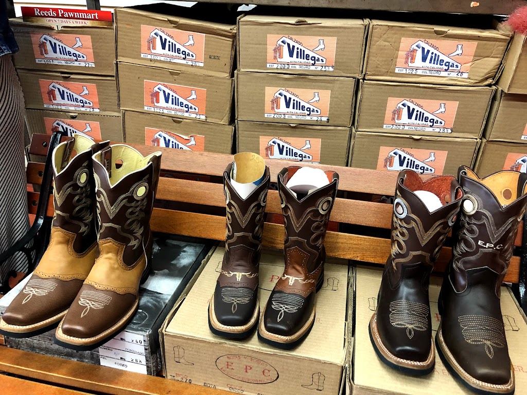 Mi Potrillo East LA Family Shoes | 4572 Whittier Blvd, Los Angeles, CA 90022, USA | Phone: (323) 605-2616