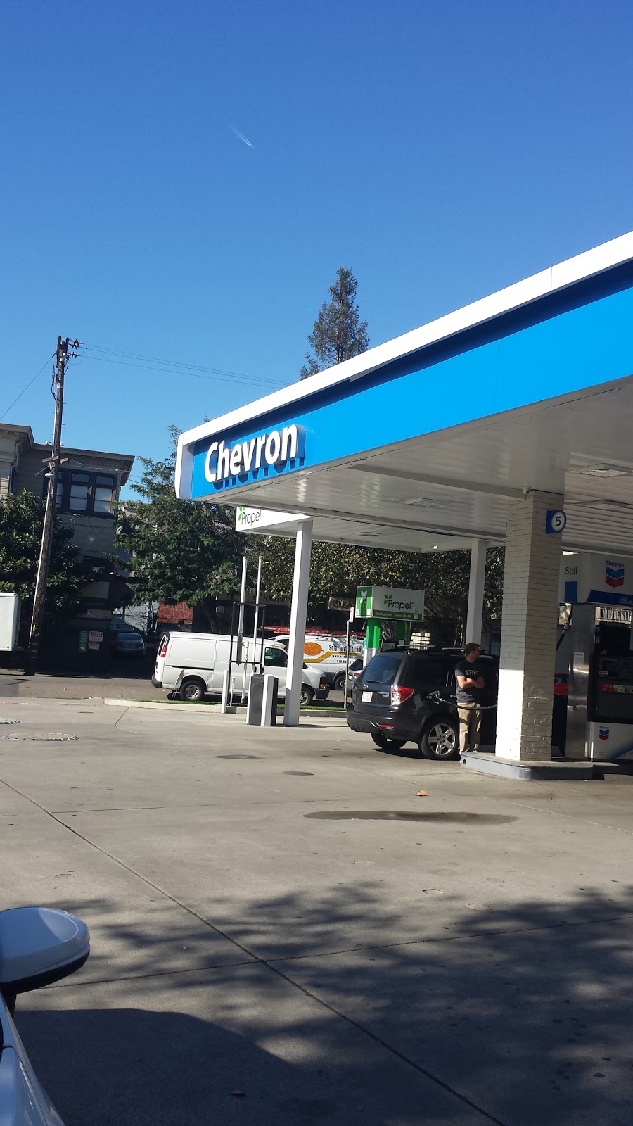 Chevron | 350 Grand Ave, Oakland, CA 94610 | Phone: (510) 592-6066