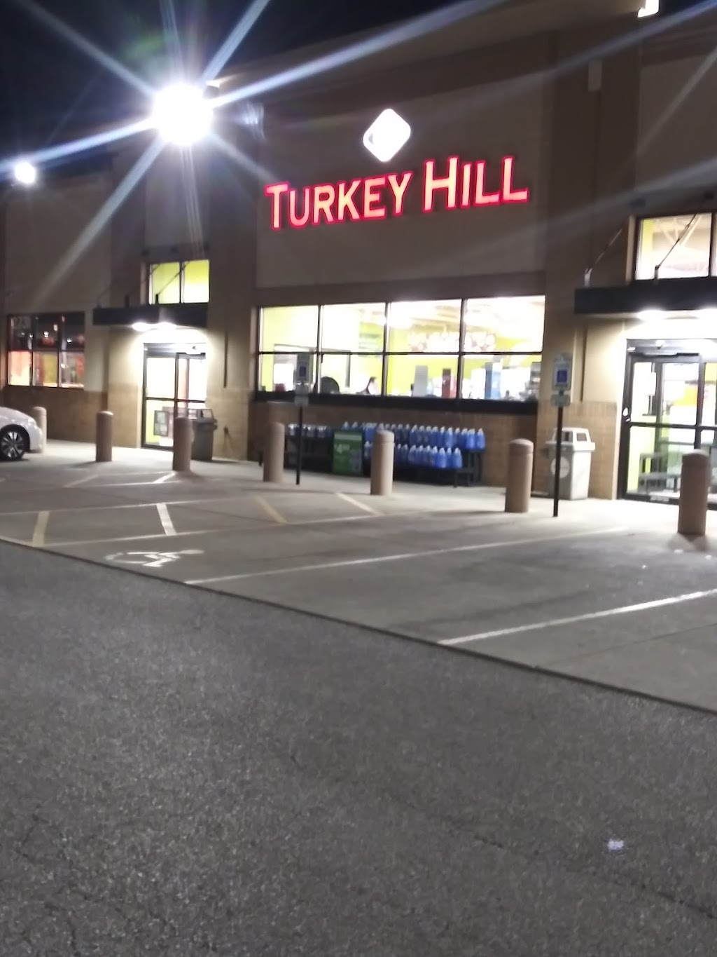 Turkey Hill Minit Market | Berwick Plaza Shopping Center, 2731 Winchester Pike, Columbus, OH 43232, USA | Phone: (614) 235-6553