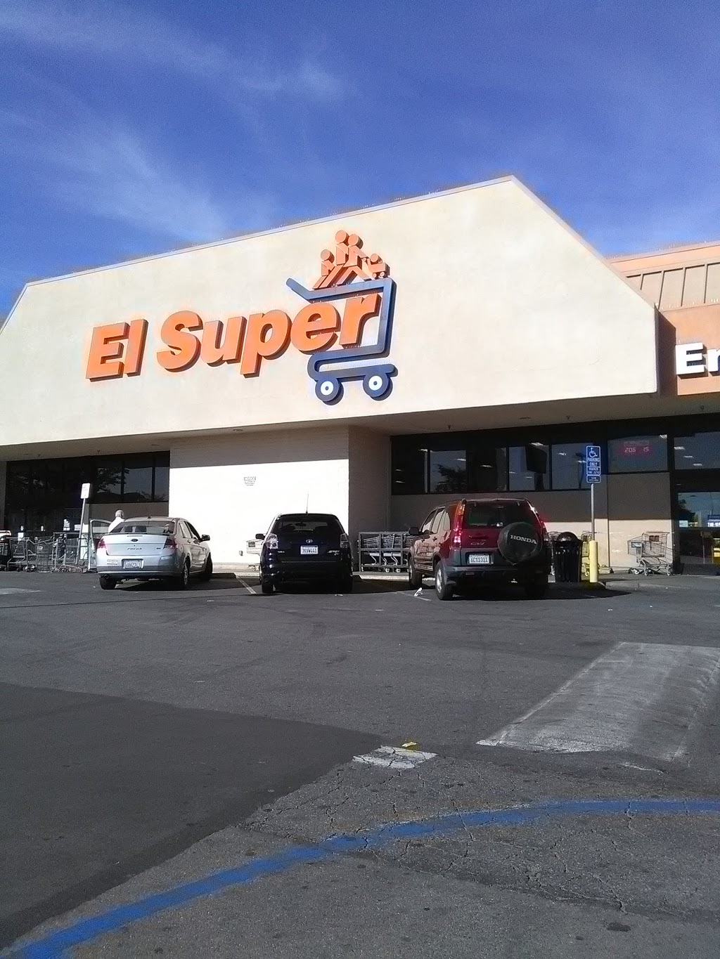 El Super | 3211 Firestone Blvd, South Gate, CA 90280, USA | Phone: (323) 973-4727