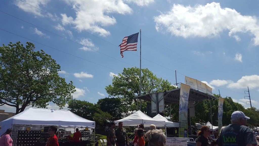 Ennis Bluebonnet Market | 119 N Dallas St, Ennis, TX 75119, USA | Phone: (972) 878-4748