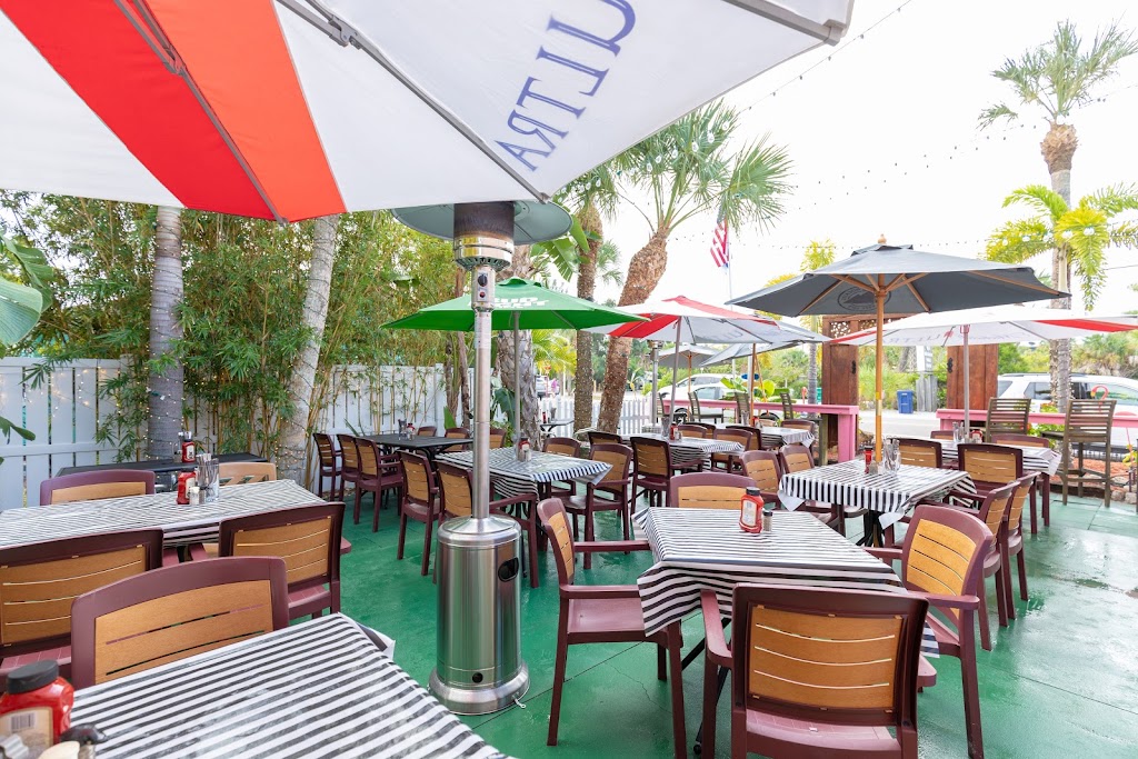 Harrys Grill | 9903 Gulf Dr, Anna Maria, FL 34216, USA | Phone: (941) 567-5999