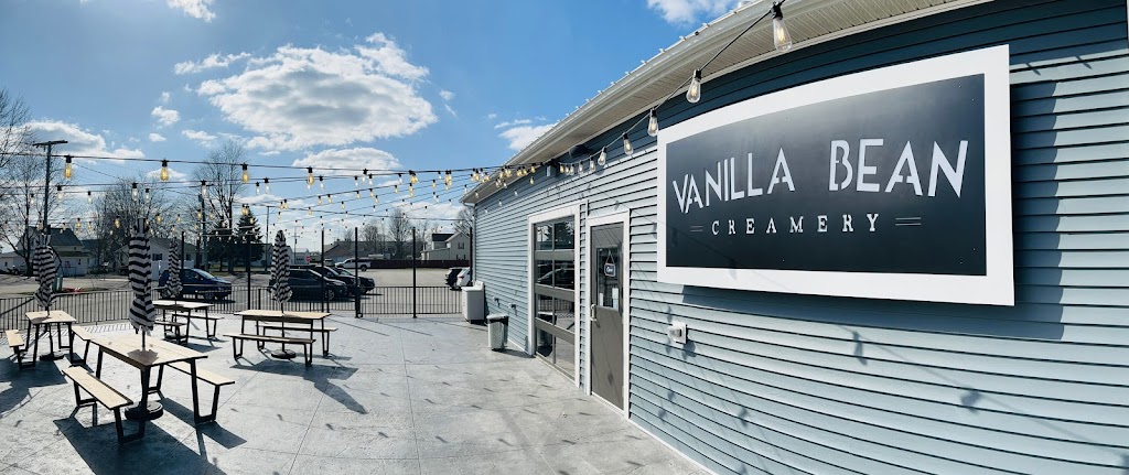 Vanilla Bean Creamery | 100 S Van Buren St, Shipshewana, IN 46565, USA | Phone: (260) 535-1434