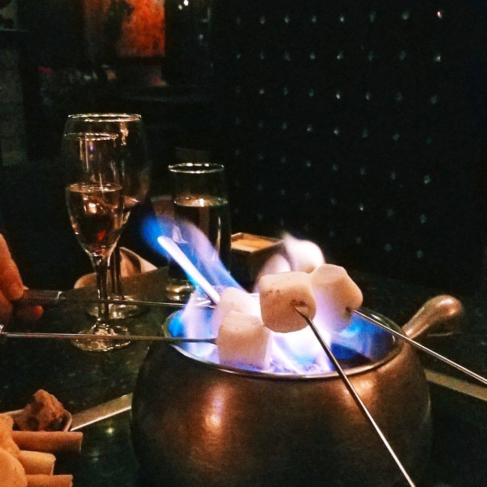 La Fondue | 14550 Big Basin Way, Saratoga, CA 95070, USA | Phone: (408) 886-4208