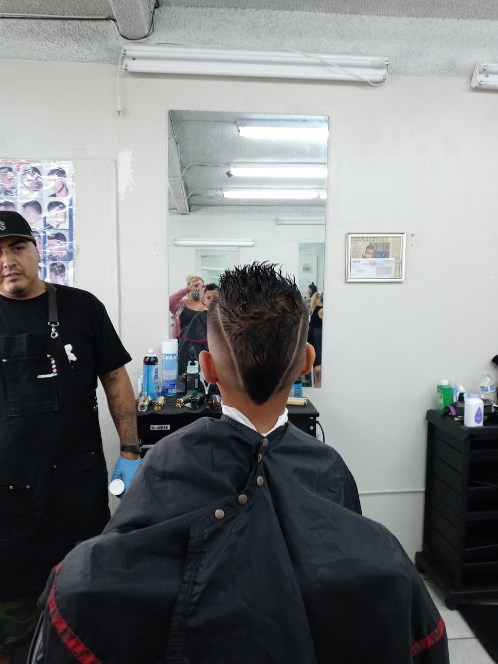 Highland Barber & Beauty | 1044 W Highland Ave, San Bernardino, CA 92405, USA | Phone: (909) 676-5267