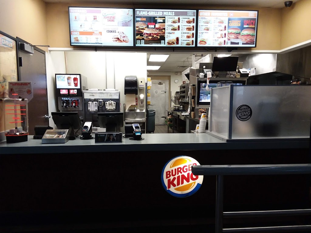 Burger King | 2508 Green Mt Commons Dr, Belleville, IL 62221, USA | Phone: (618) 222-2226