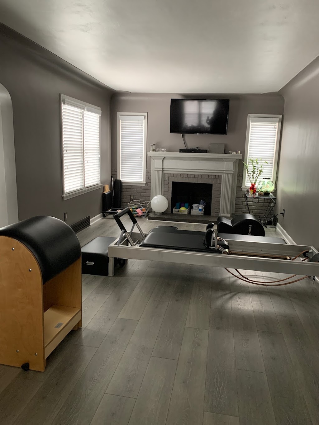 Calie Lewis Pilates | 15457 EDGEWOOD ST, Monroe, MI 48161, USA | Phone: (734) 347-0816