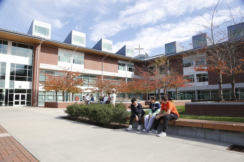 Eastside Catholic School | 232 228th Ave SE, Sammamish, WA 98074, USA | Phone: (425) 295-3000