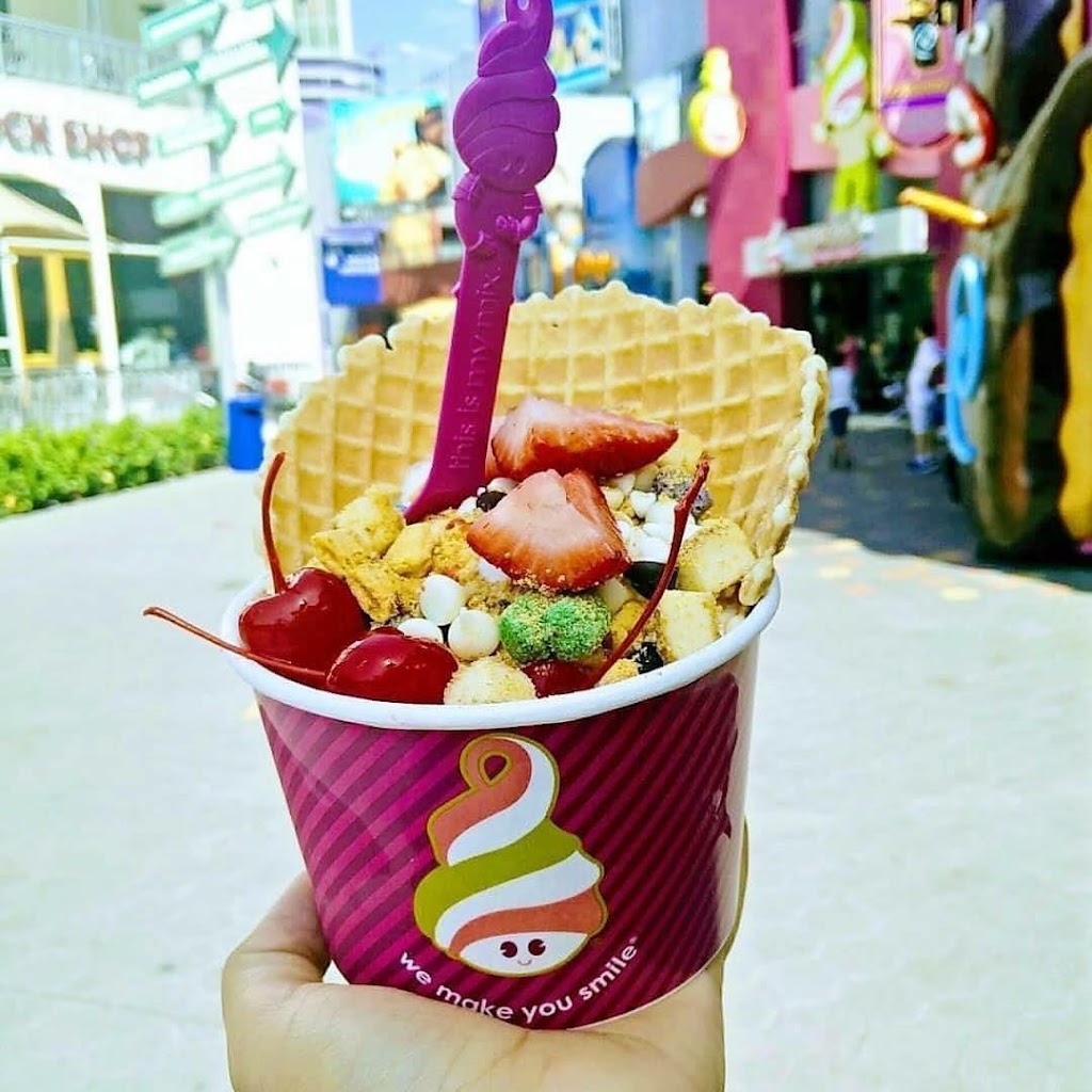 Menchies Frozen Yogurt | 25280 Marguerite Pkwy Ste B2, Mission Viejo, CA 92692, USA | Phone: (949) 429-9332