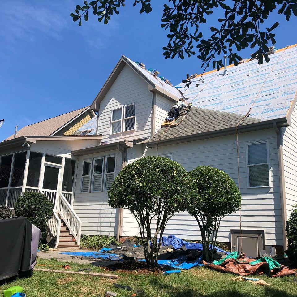 TruBlue Roofing | 3701 Lake Boone Trail #202, Raleigh, NC 27607, USA | Phone: (919) 589-7290