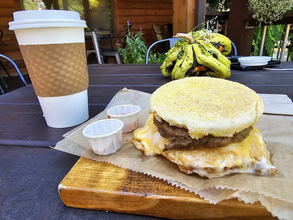 Bittersweet Cafe | 205 Farmington-Ohiopyle Rd, Farmington, PA 15437, USA | Phone: (724) 329-4411