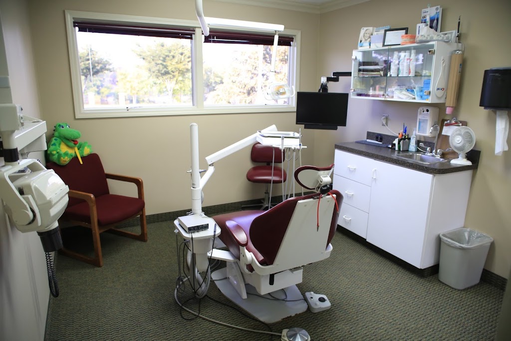 Flat Rock Dental Center | 26500 W Huron River Dr, Flat Rock, MI 48134 | Phone: (734) 782-3500