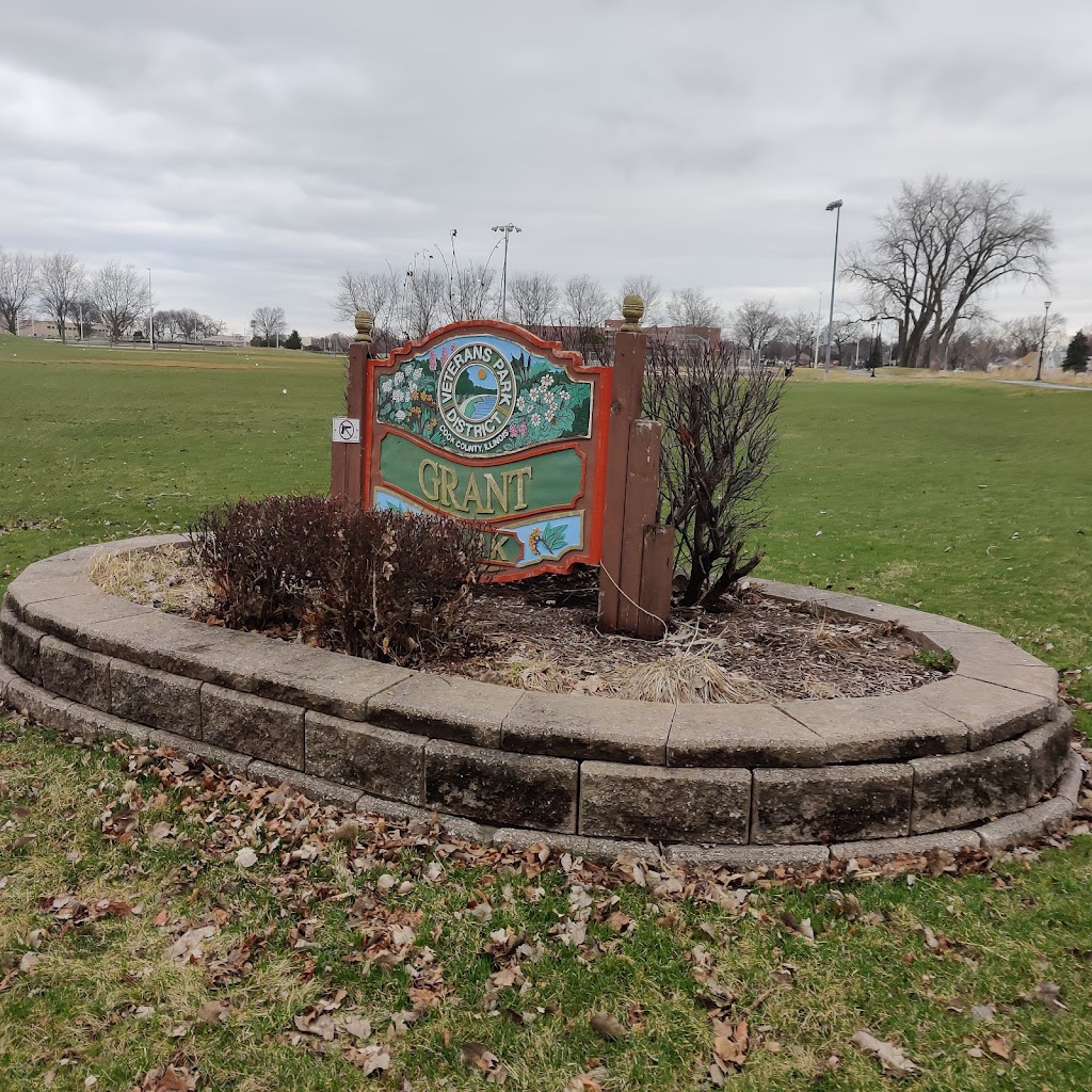 Veterans Park District / Grant Park Recreation Center | 44 W Golfview Dr, Northlake, IL 60164, USA | Phone: (708) 343-5270
