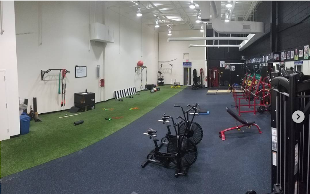 LIFT Long Island Fitness & Training | 200 Robbins Ln Suite D2, Jericho, NY 11753, USA | Phone: (516) 802-7115