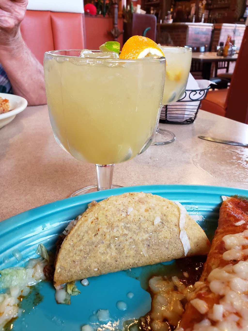 El Picante | 784 Loveland-Miamiville Rd, Loveland, OH 45140, USA | Phone: (513) 683-1341