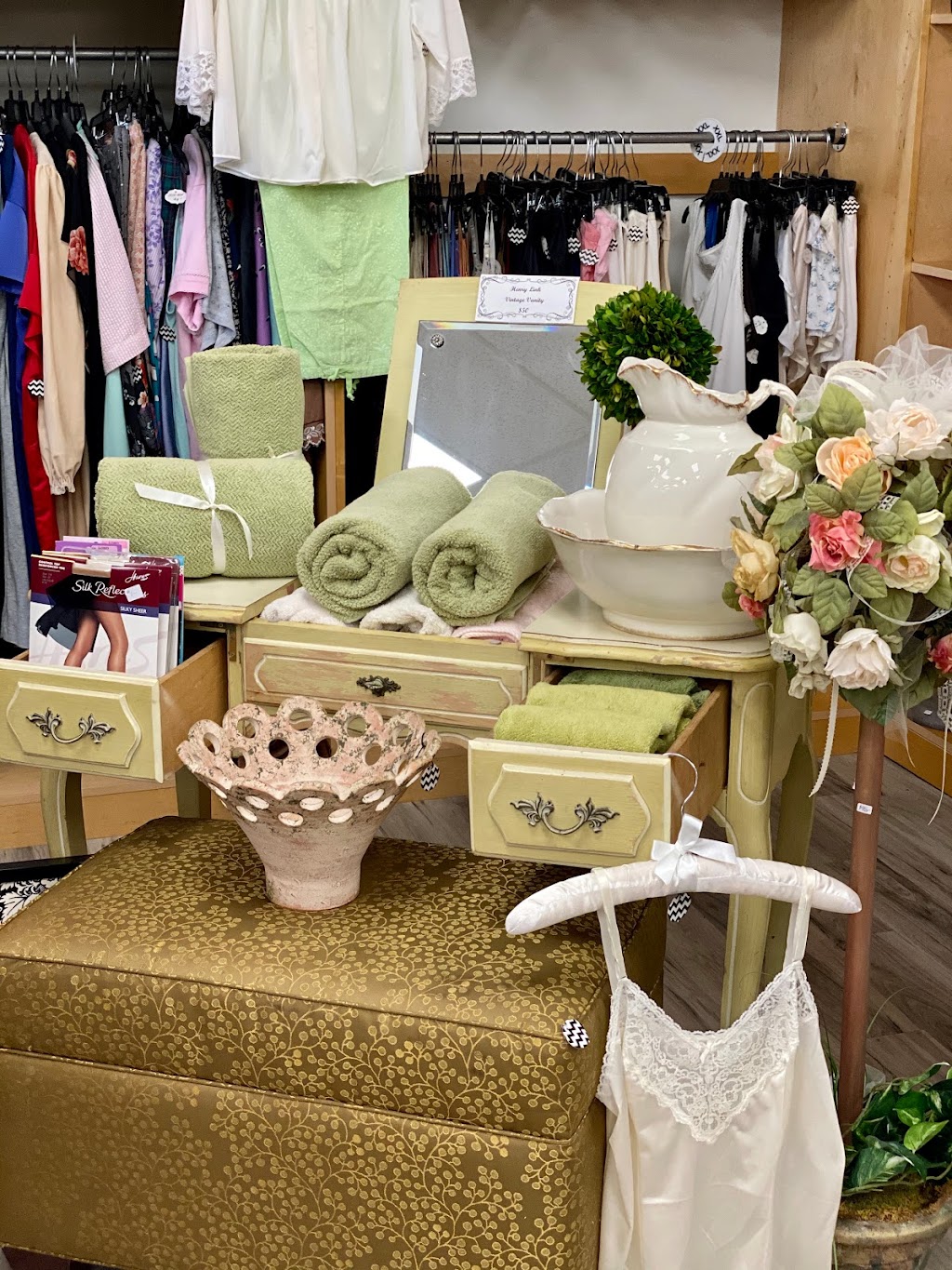 Servants Heart Community Boutique | N 9229, Lawyers Rd, Mint Hill, NC 28227, USA | Phone: (704) 680-6533