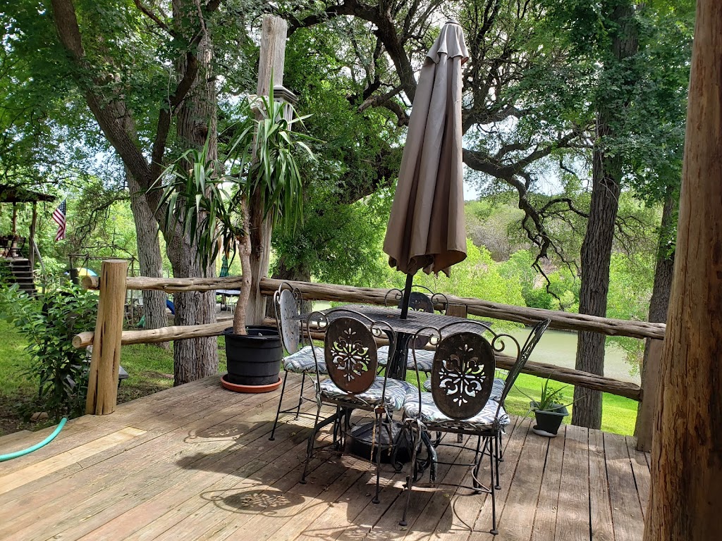 Creekside Camp & Cabins | 222 Hatchett Hill, Marble Falls, TX 78654, USA | Phone: (830) 693-5979