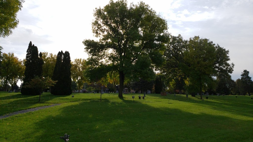 Mound Cemetery of Brooklyn Center | 3515 69th Ave N, Brooklyn Center, MN 55429, USA | Phone: (952) 935-0954