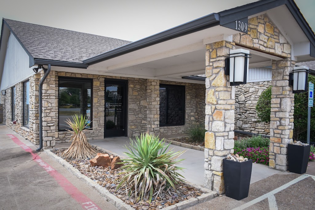 Lakeview Dental | 1309 Paluxy Rd, Granbury, TX 76048, USA | Phone: (817) 573-3724