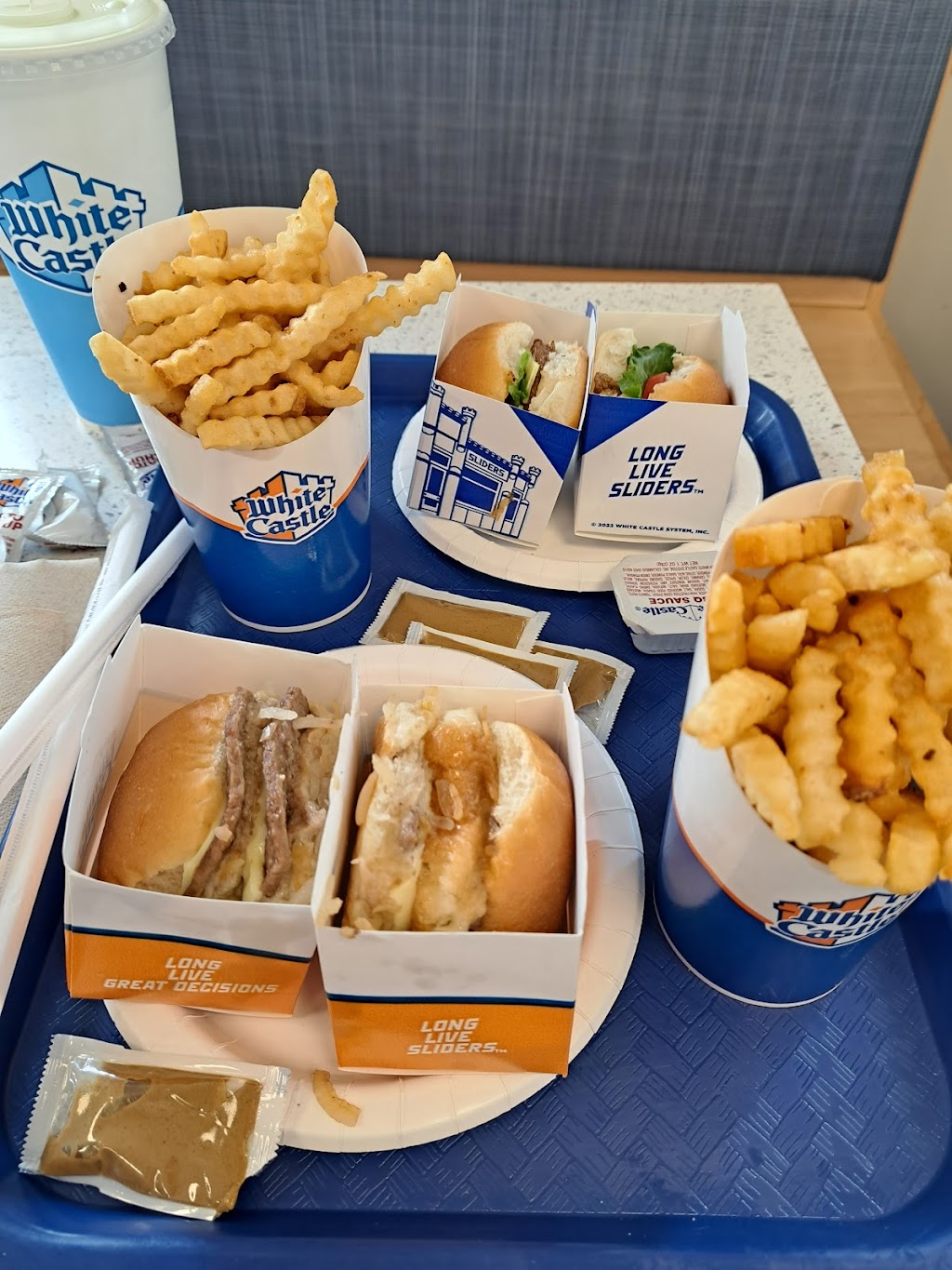 White Castle | 448 Versailles Rd, Frankfort, KY 40601, USA | Phone: (502) 695-3368