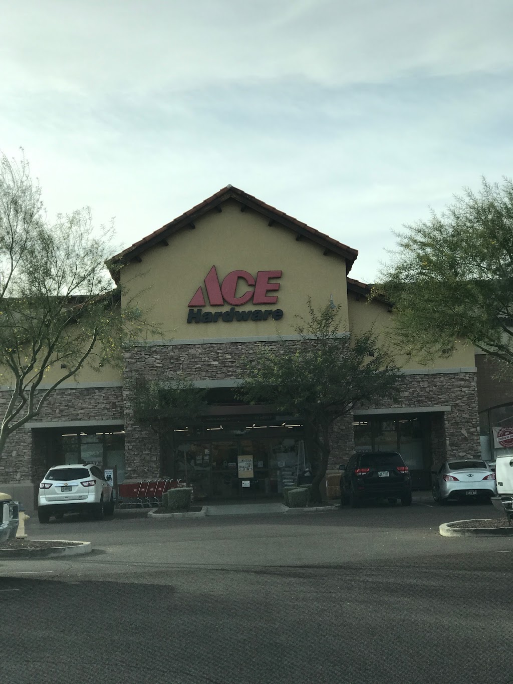 Ruggieros Ace Hardware-Chandler | 4870 S Gilbert Rd, Chandler, AZ 85249, USA | Phone: (480) 802-2100