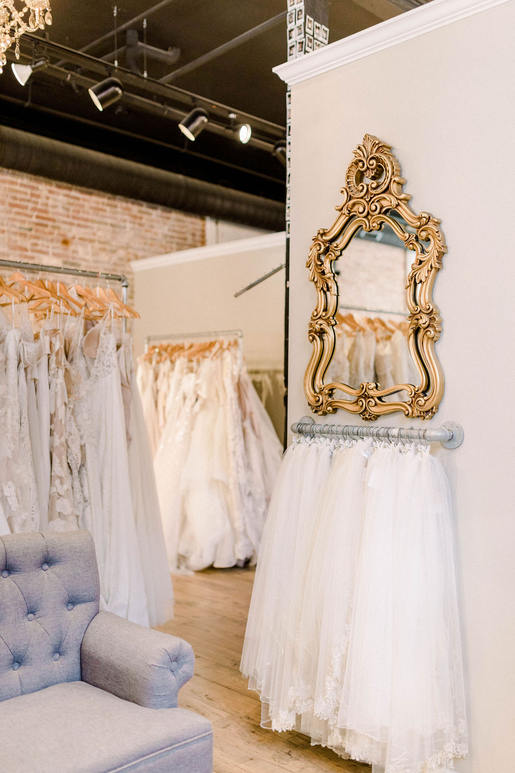 White Traditions Bridal House | 827 N 2nd St, St Charles, MO 63301, USA | Phone: (636) 939-6005