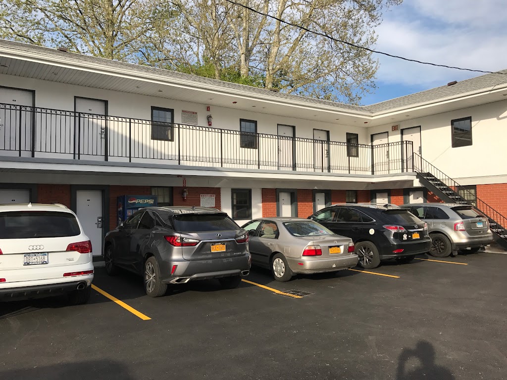 Alexander Motel | 542 Tarrytown Rd, White Plains, NY 10607, USA | Phone: (914) 761-5600