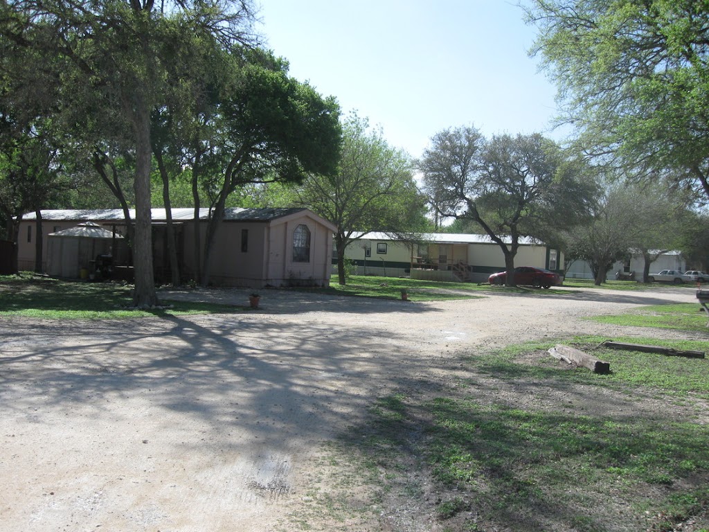 Majestic Oaks Manor RV Park and Mobile Home Park | 7020 US-281, Spring Branch, TX 78070, USA | Phone: (210) 540-3113