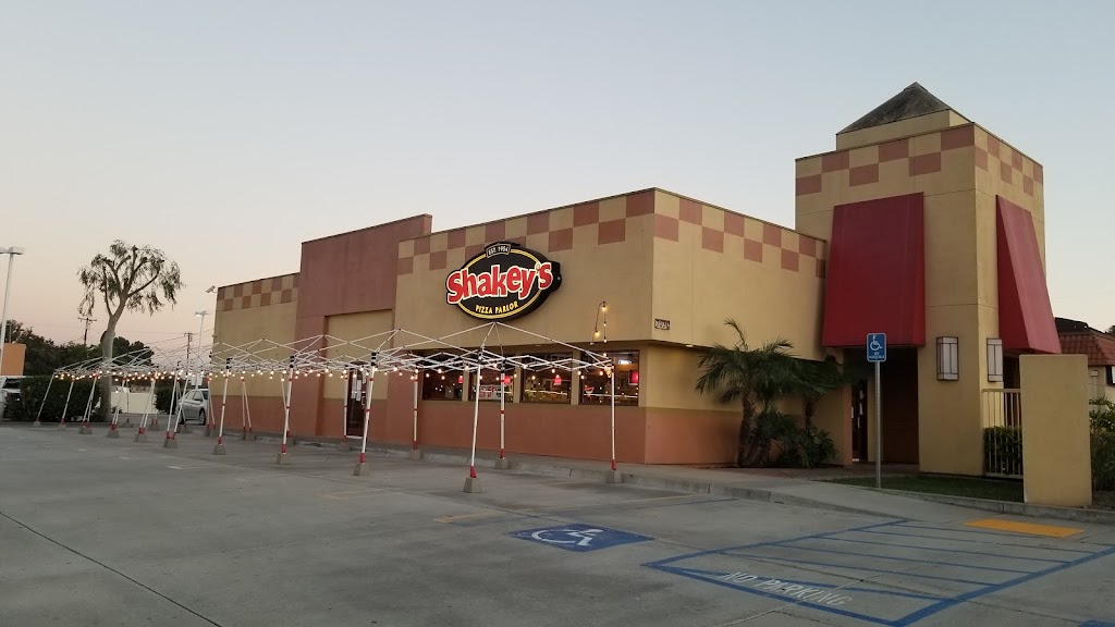 Shakeys Pizza Parlor | 7030 Valley View St, Buena Park, CA 90620, USA | Phone: (714) 994-5704