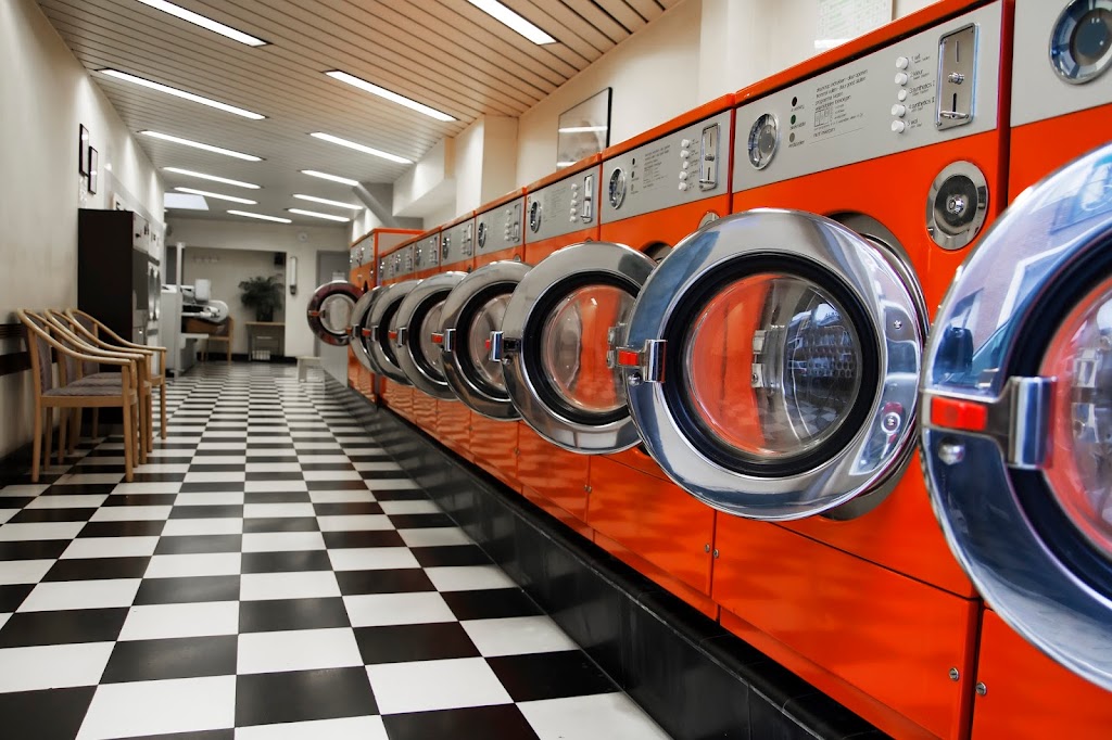 Rainbow Laundry - Laundromats, Washing Service in Toledo, OH | 5825 Jackman Rd, Toledo, OH 43613, USA | Phone: (419) 474-5373