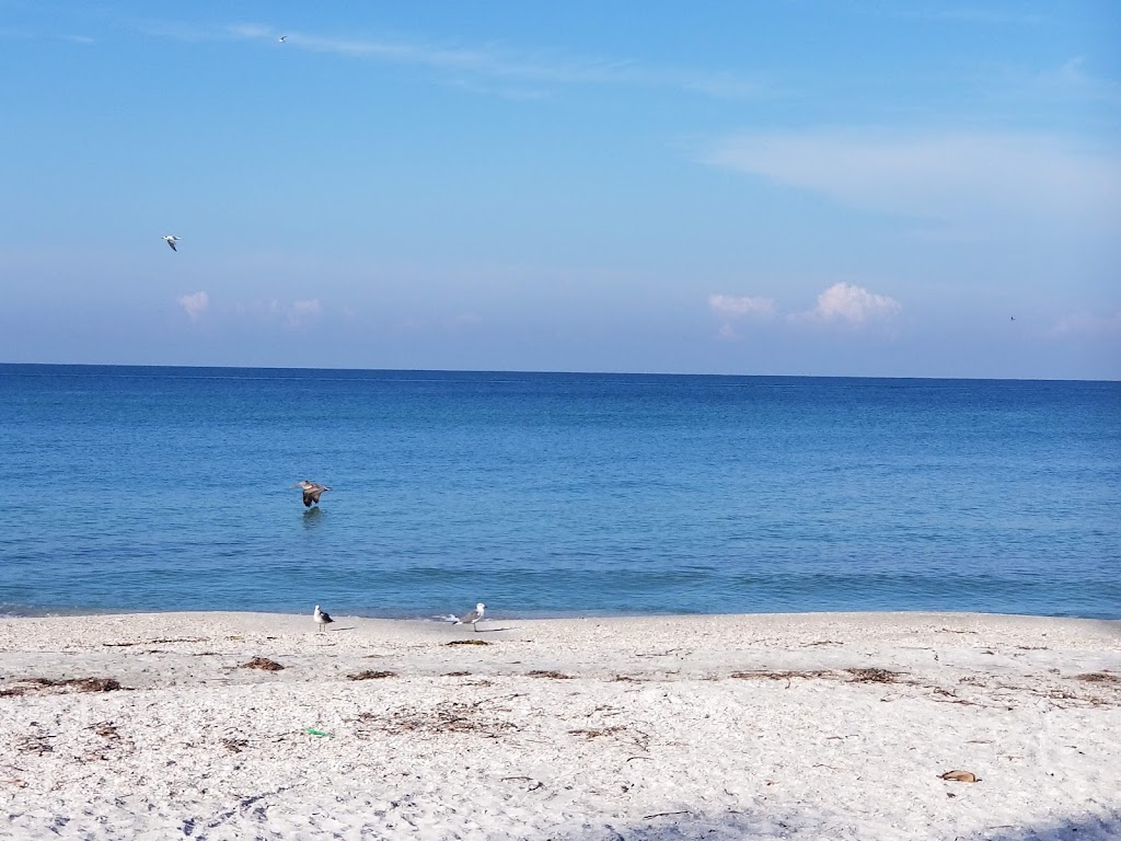 White Sands of Longboat | 5114 Gulf of Mexico Dr, Longboat Key, FL 34228, USA | Phone: (800) 230-2428