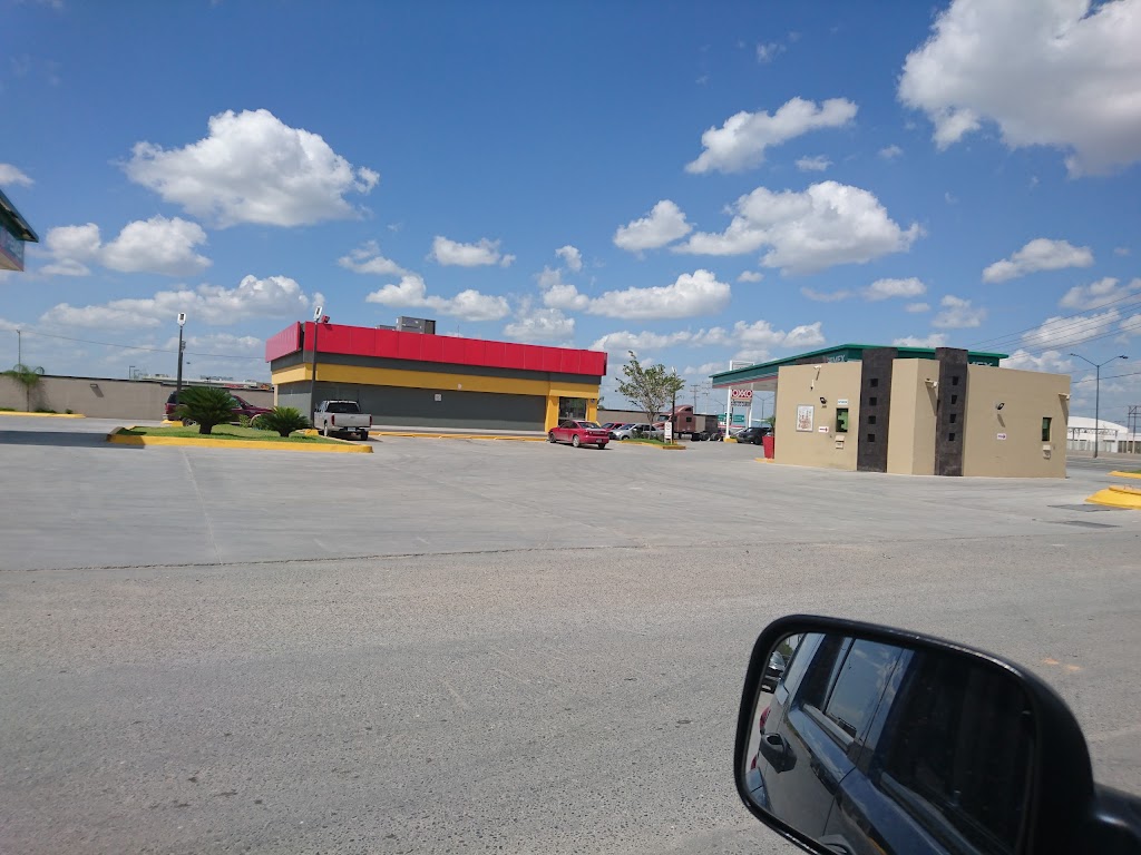 OXXO GAS Nacional | 88296 Nuevo Laredo, Tamaulipas, Mexico | Phone: 800 699 6427