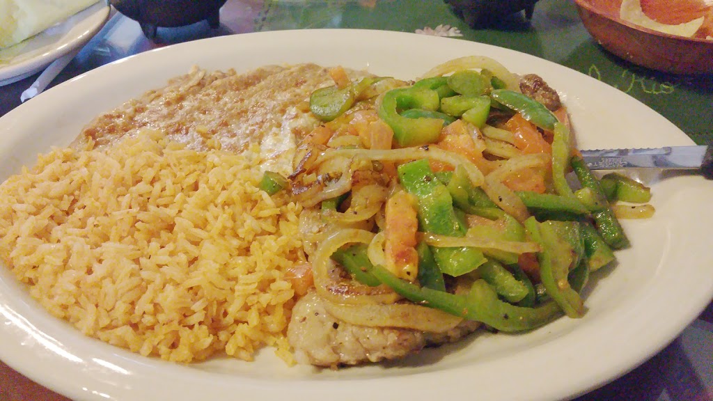 El Rio Mexican & American Food | 11 Kern River Dr, Kernville, CA 93238, USA | Phone: (760) 376-3246