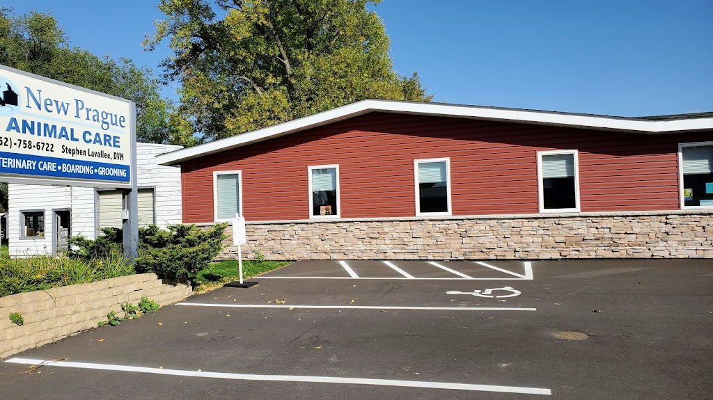 New Prague Animal Care | 415 4th Ave NW, New Prague, MN 56071, USA | Phone: (952) 758-6722