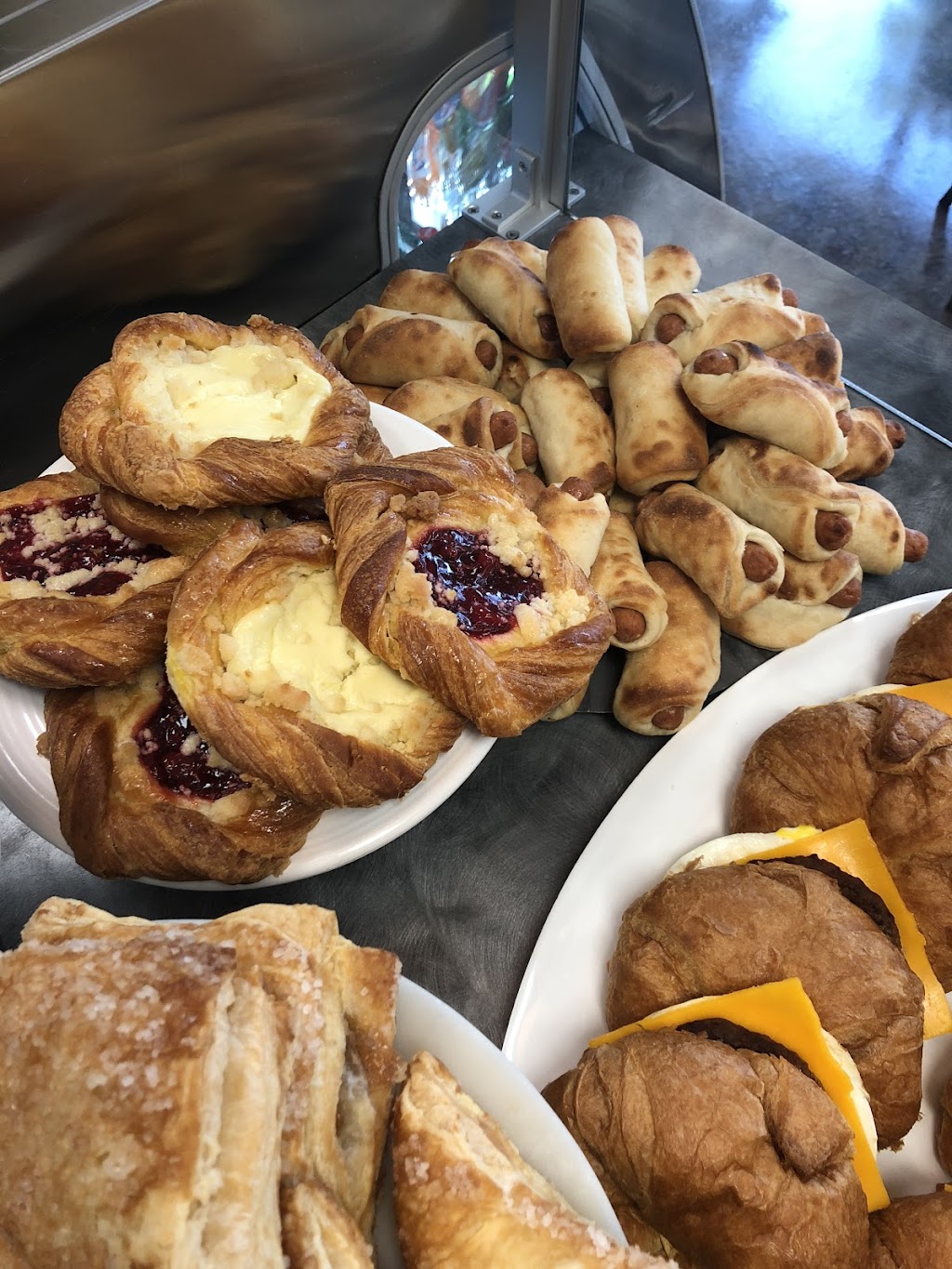 The Good Life Coffee Shop | 9203 Plantation Dr #4, Granbury, TX 76049, USA | Phone: (682) 936-2052