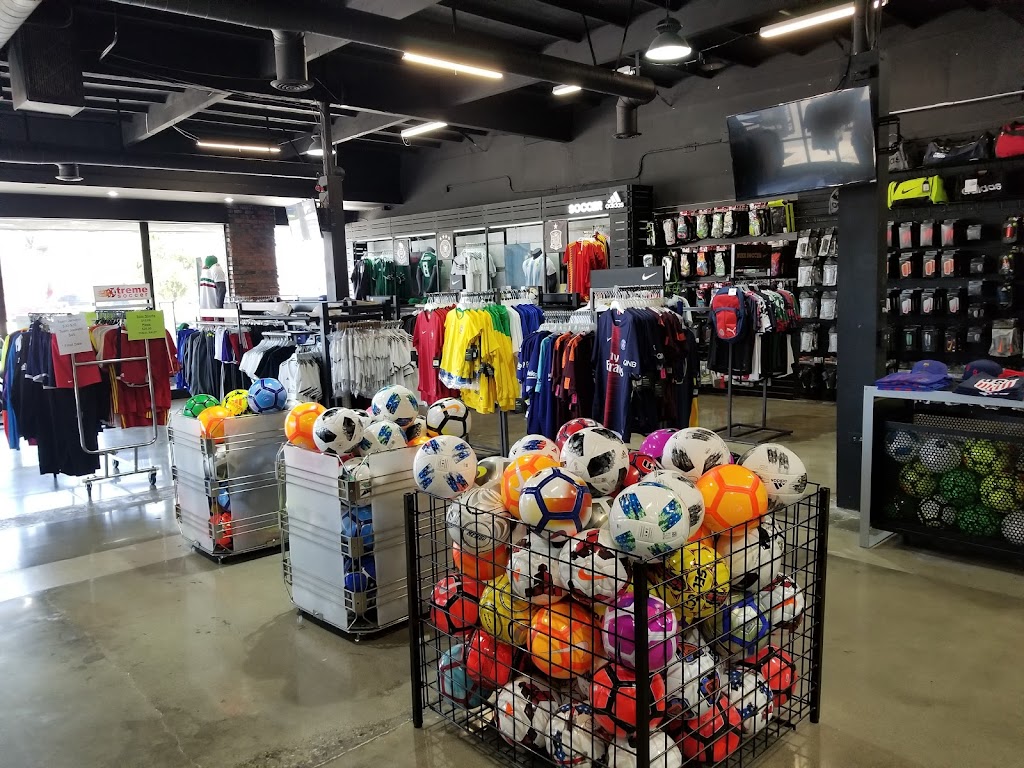 Xtreme Soccer | 12017 E Carson St, Hawaiian Gardens, CA 90716, USA | Phone: (562) 421-2292