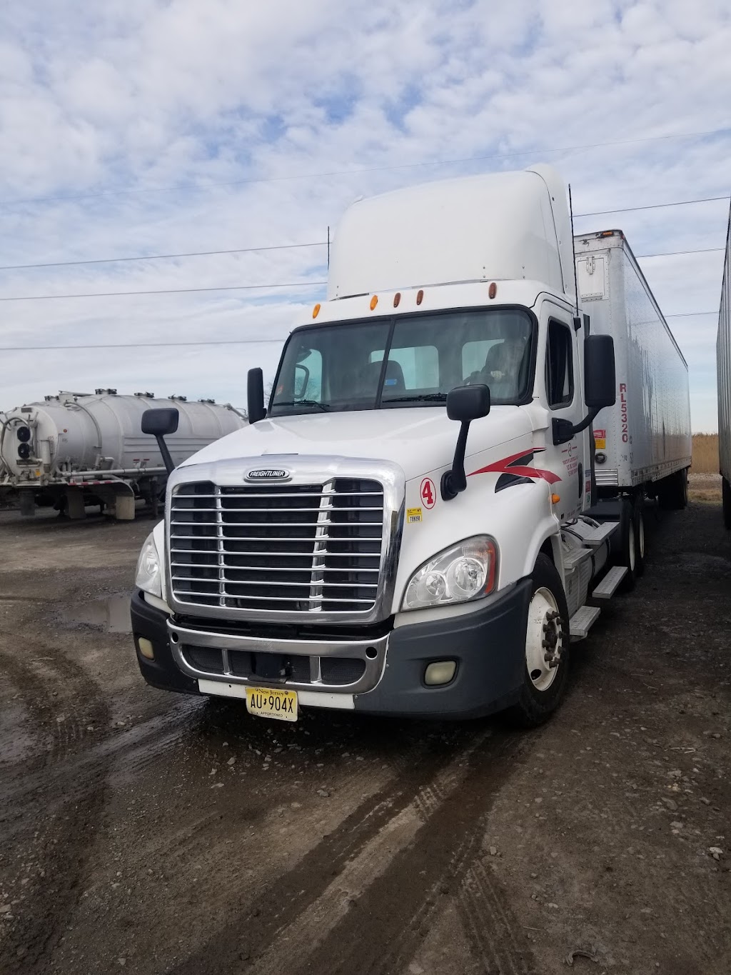Ultimate Freight Cargo Llc | 178 Glenside Pl, North Plainfield, NJ 07060 | Phone: (908) 756-4631