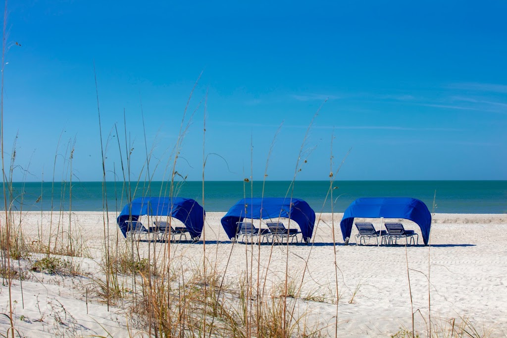 Bellwether Beach Resort | 5250 Gulf Blvd, St Pete Beach, FL 33706, USA | Phone: (727) 360-1811