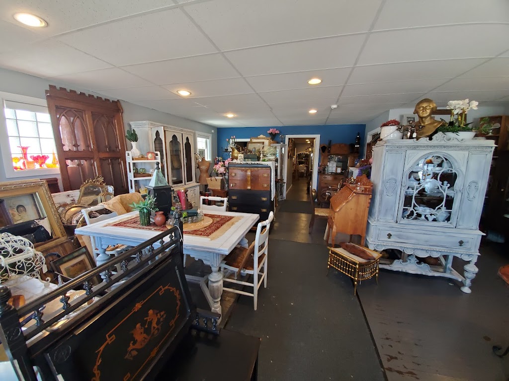 Akron Antiques | 930 Canton Rd, Akron, OH 44312, USA | Phone: (330) 328-9711