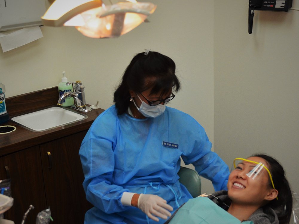 Van Bui DDS- Dentist in Irvine 92604 | 4330 Barranca Pkwy #220, Irvine, CA 92604, USA | Phone: (949) 536-5618